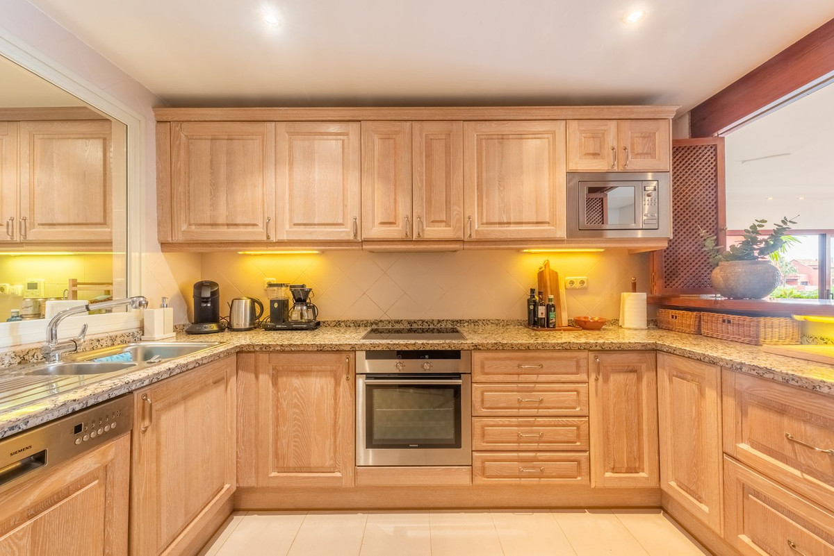 Appartement te koop in New Golden Mile | 3 slaapkamers H5147947