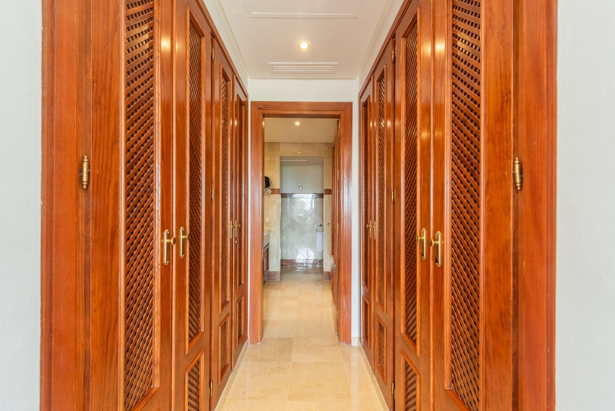 Appartement te koop in New Golden Mile | 3 slaapkamers H5147947