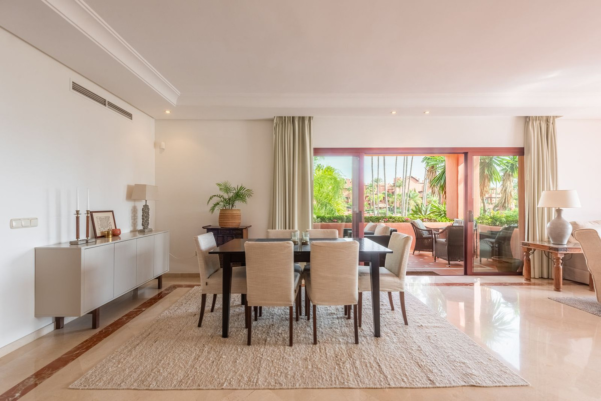 Appartement te koop in New Golden Mile | 3 slaapkamers H5147947