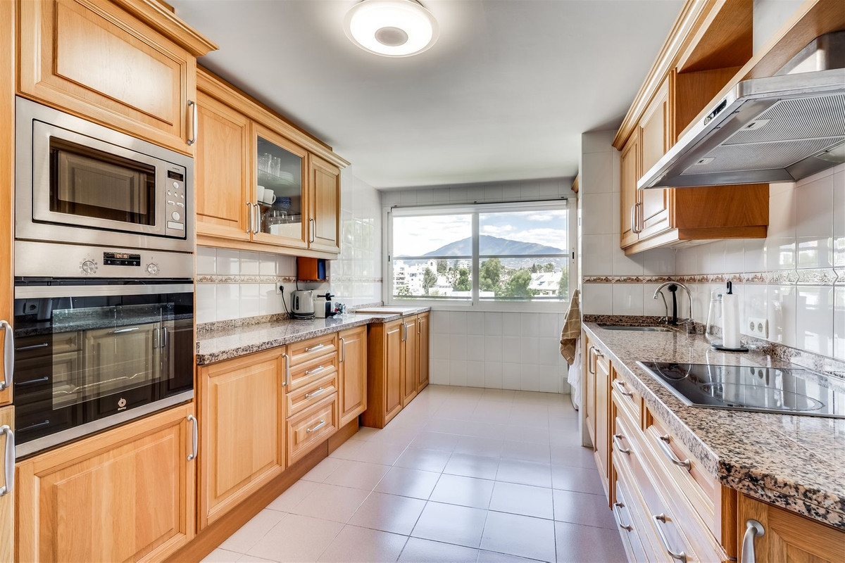 Appartement te koop in New Golden Mile | 2 slaapkamers H5150536