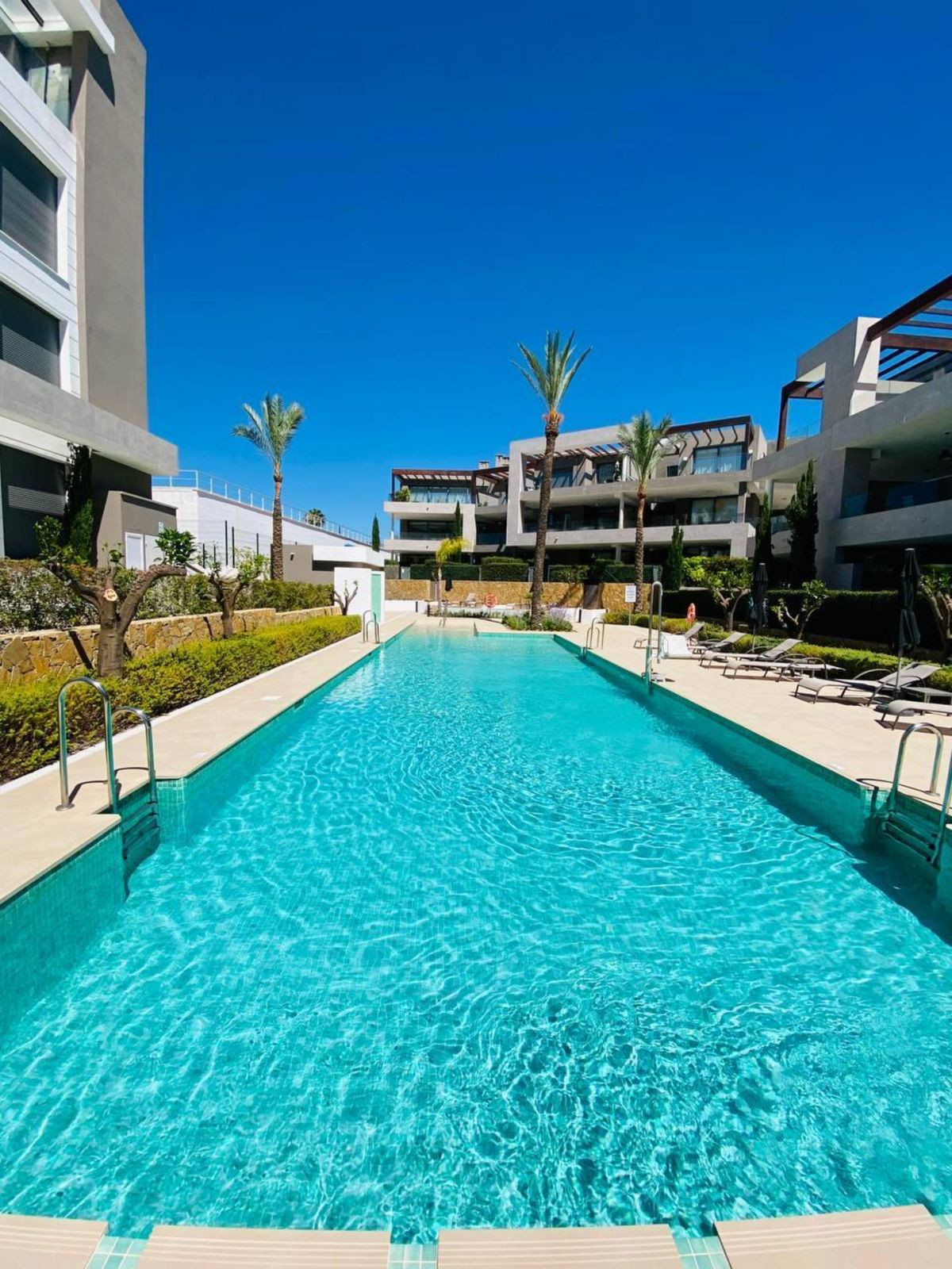 Appartement te koop in New Golden Mile | 2 slaapkamers H5161285