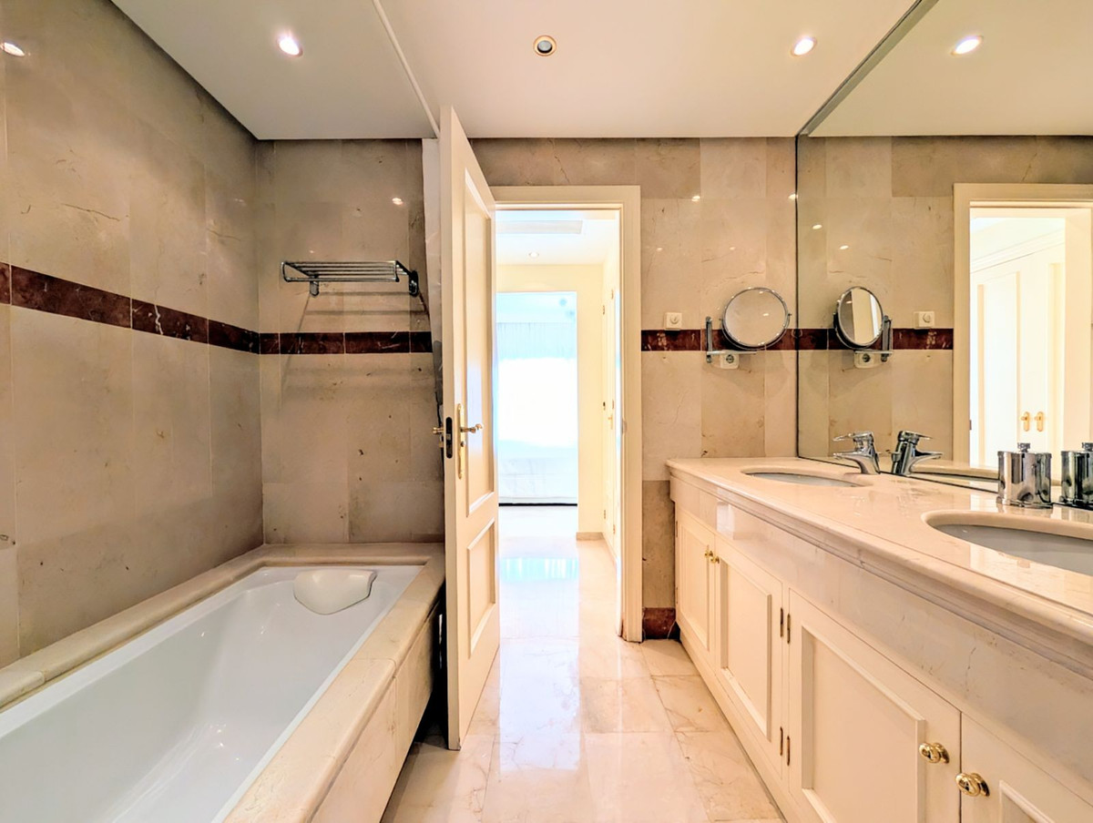 Property main view 39