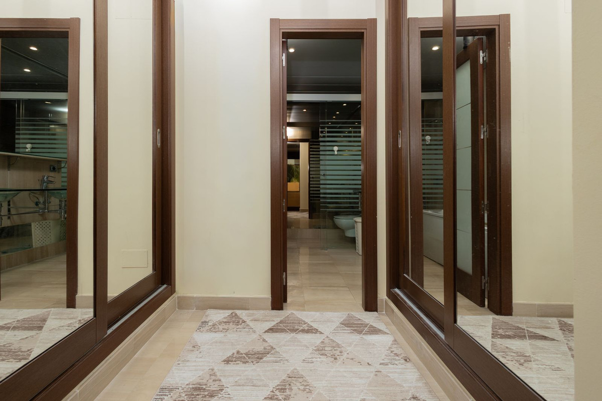 Appartement te koop in New Golden Mile | 3 slaapkamers H5292010