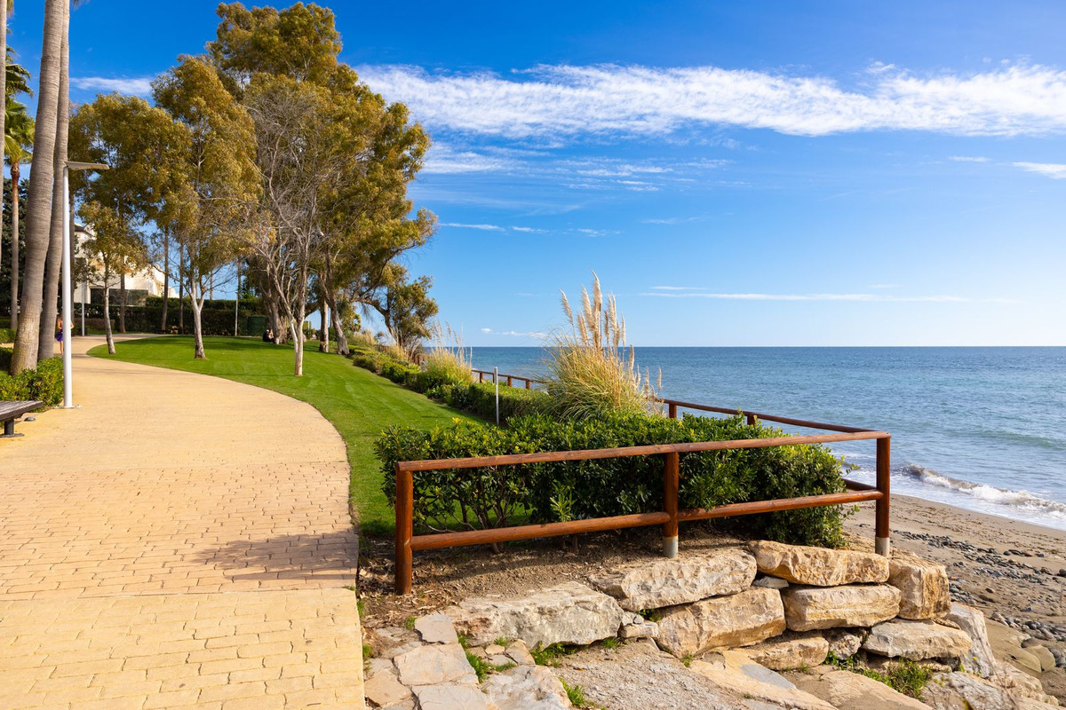 Appartement te koop in New Golden Mile | 3 slaapkamers H5292010