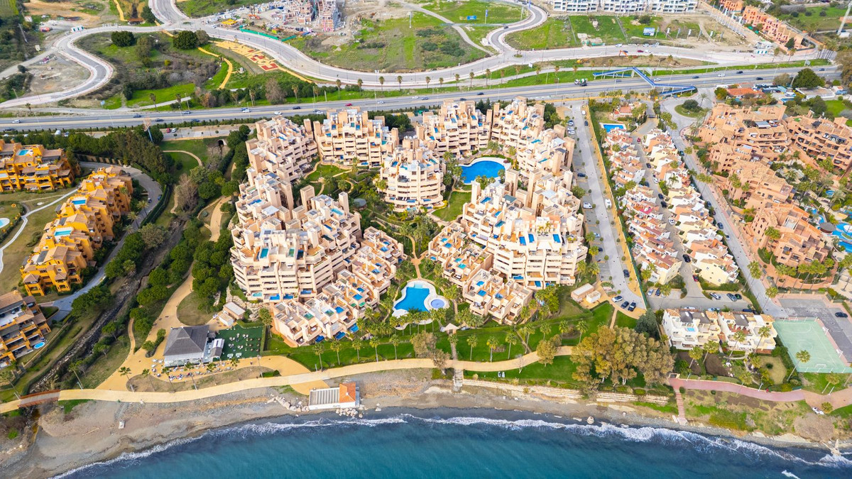 Appartement te koop in New Golden Mile | 3 slaapkamers H5292010