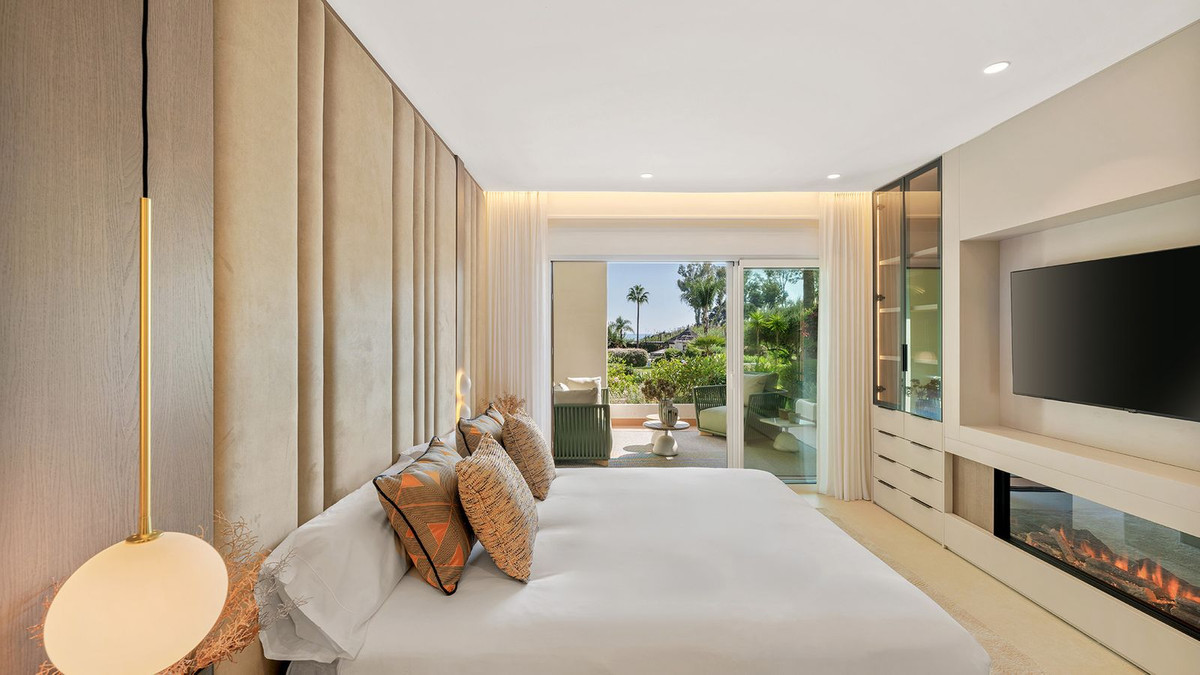 Appartement te koop in New Golden Mile | 3 slaapkamers H5292682