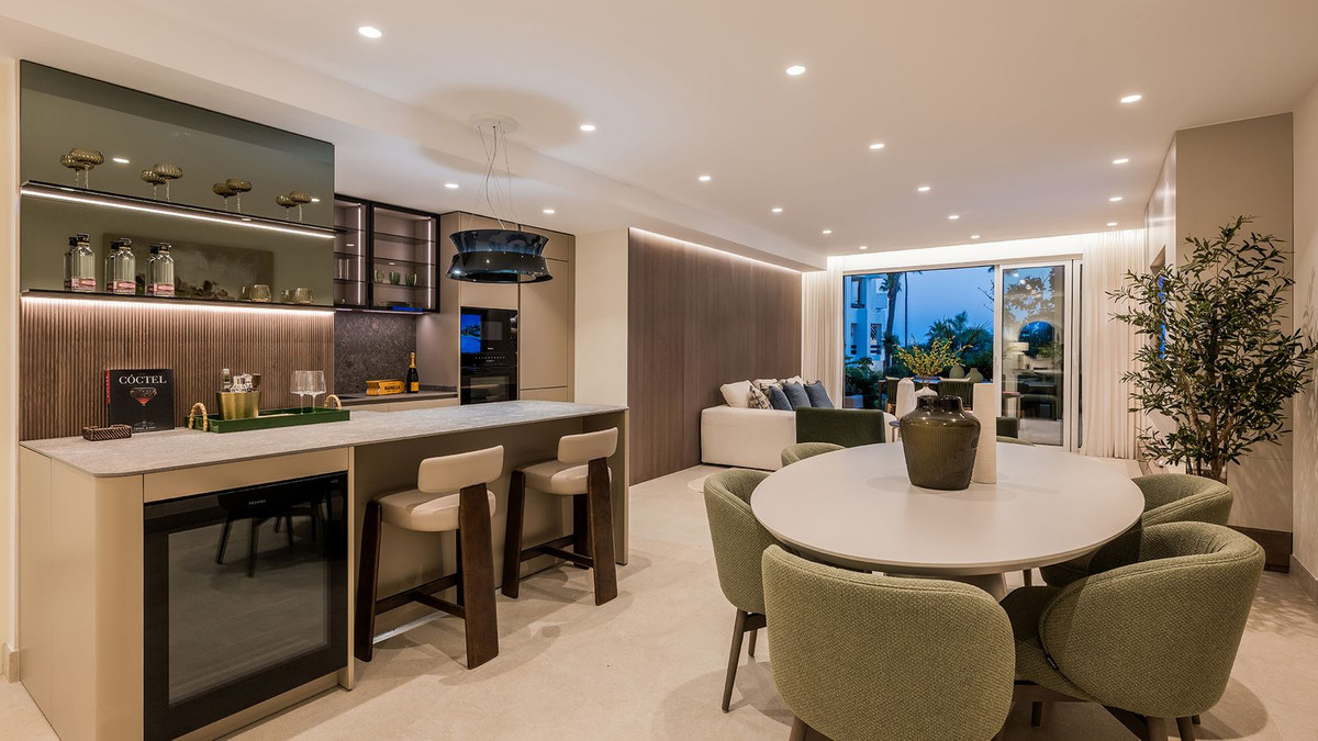 Appartement te koop in New Golden Mile | 3 slaapkamers H5292682