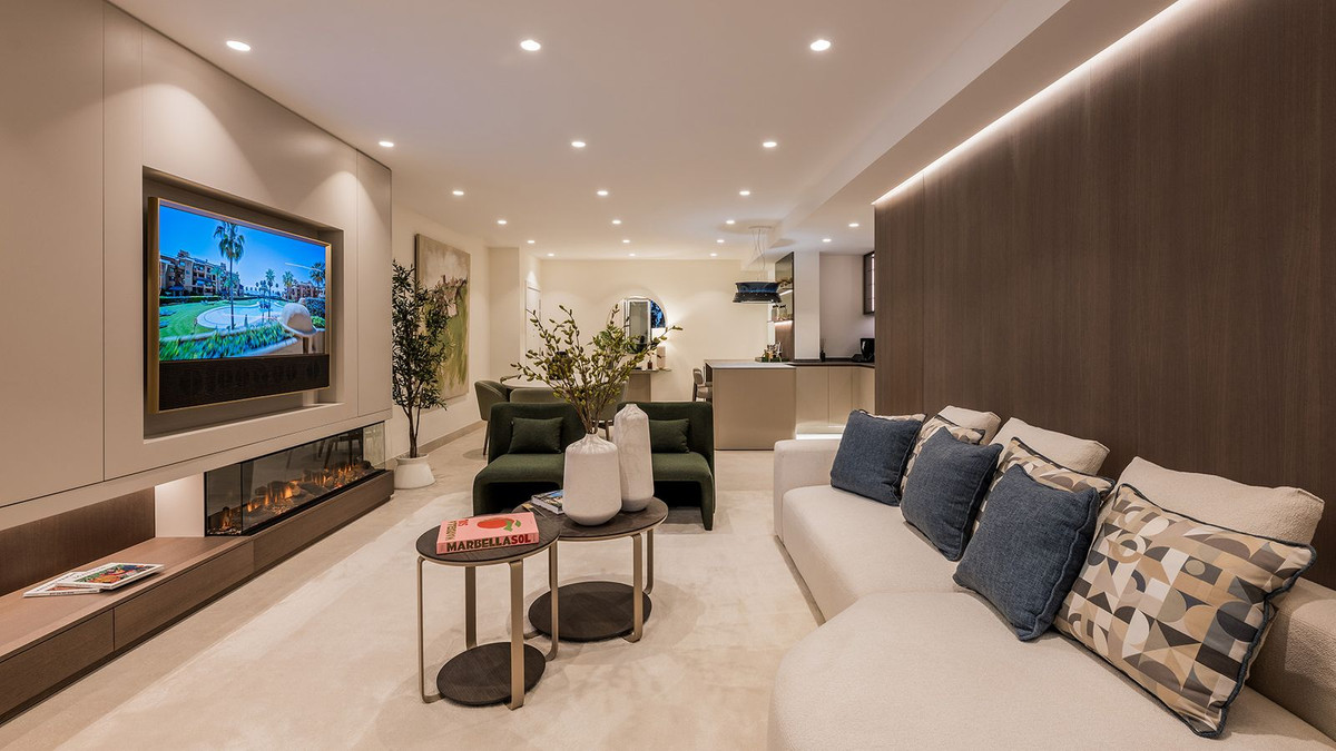 Appartement te koop in New Golden Mile | 3 slaapkamers H5292682