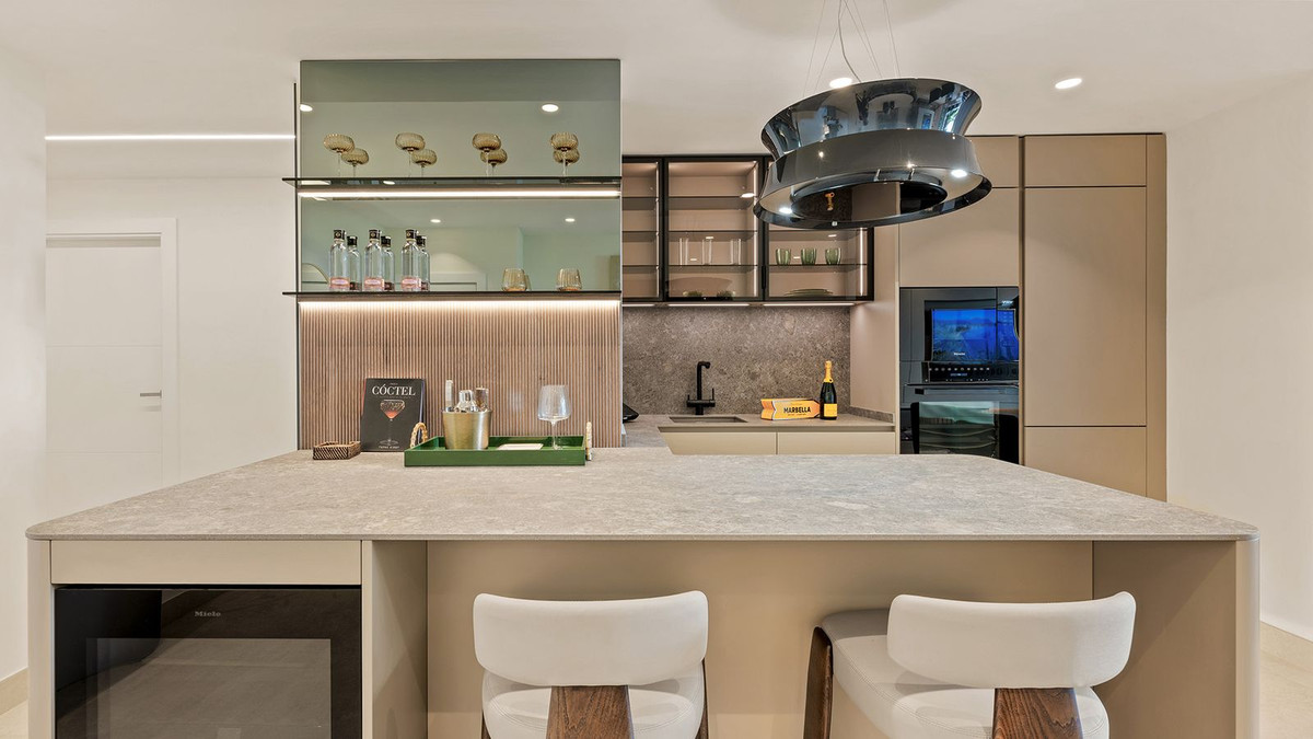 Appartement te koop in New Golden Mile | 3 slaapkamers H5292682