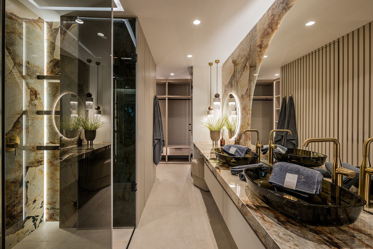 Appartement te koop in New Golden Mile | 3 slaapkamers H5292682