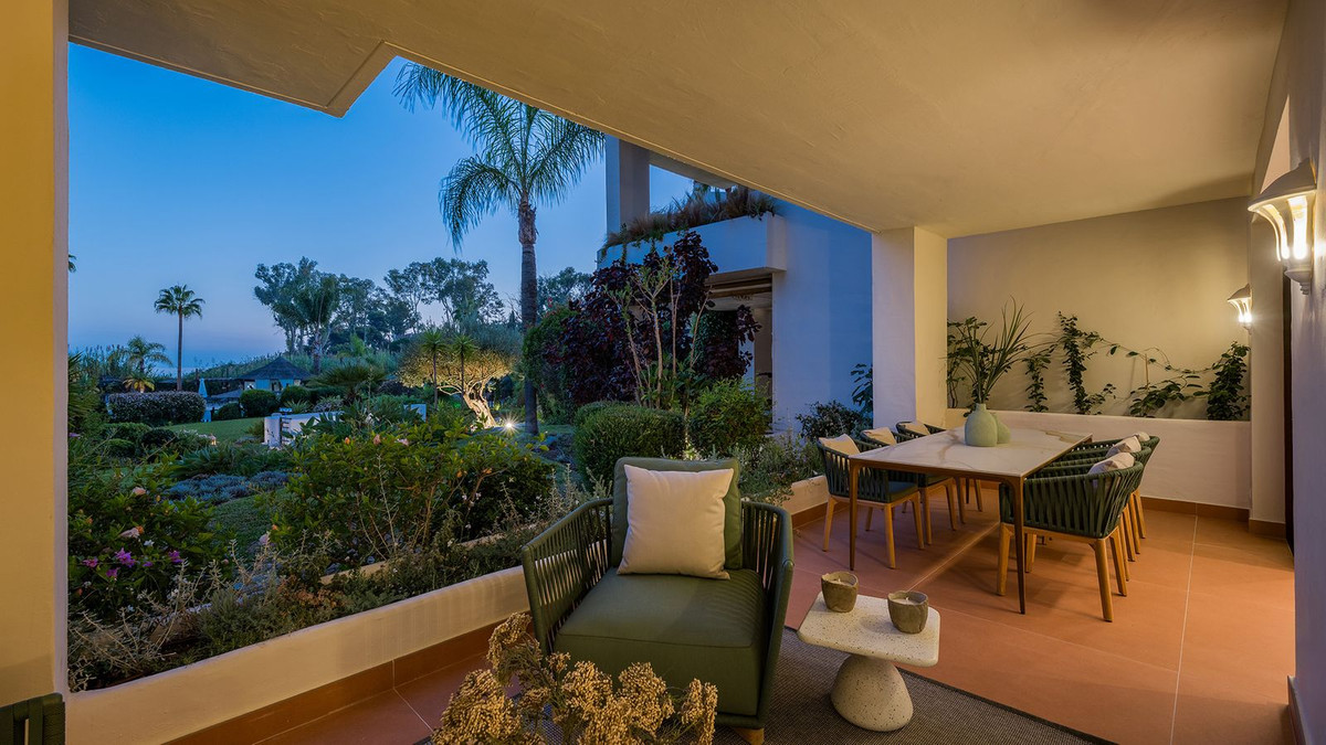 Appartement te koop in New Golden Mile | 3 slaapkamers H5292682