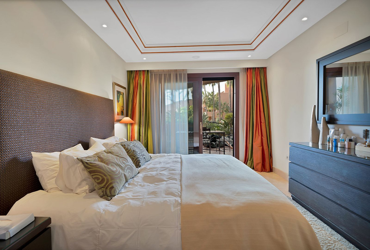 Appartement te koop in New Golden Mile | 2 slaapkamers H5294734