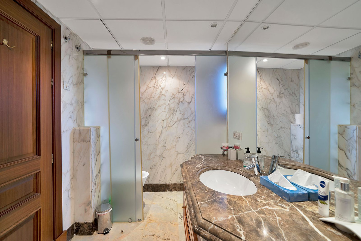 Appartement te koop in New Golden Mile | 2 slaapkamers H5294734