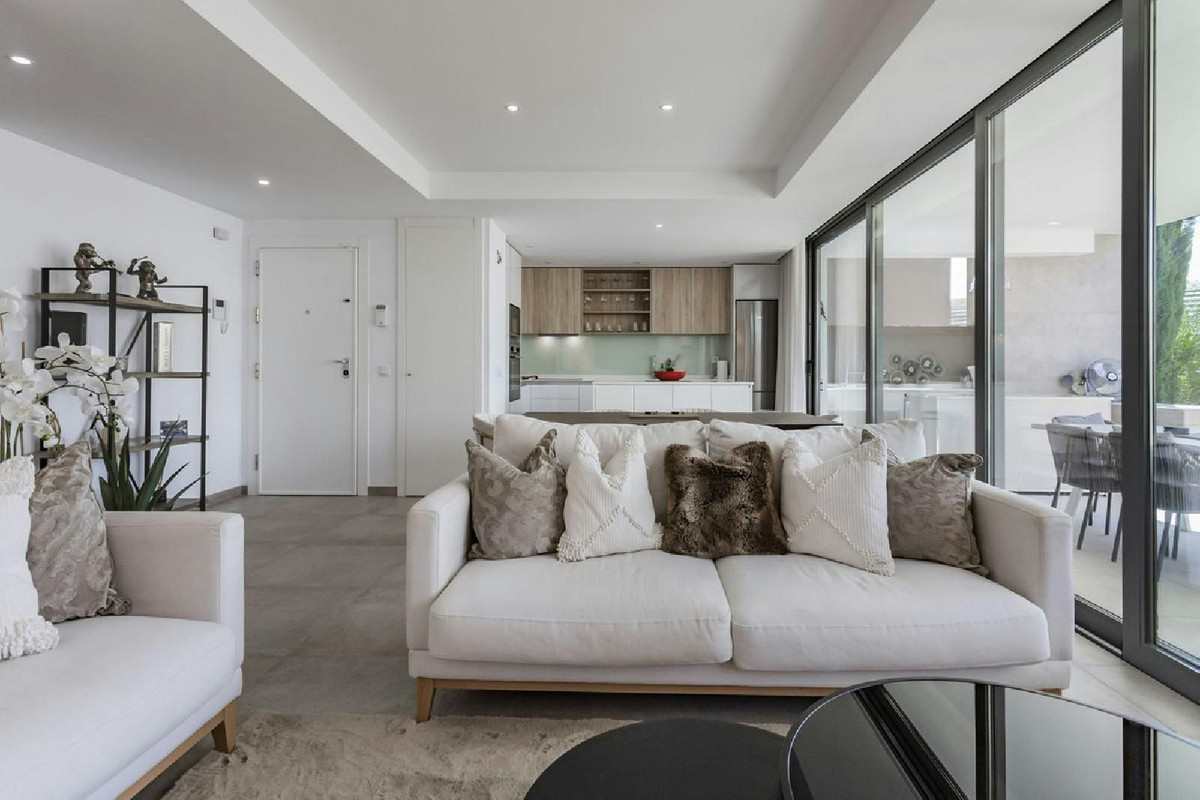 Appartement te koop in New Golden Mile | 2 slaapkamers H5296306