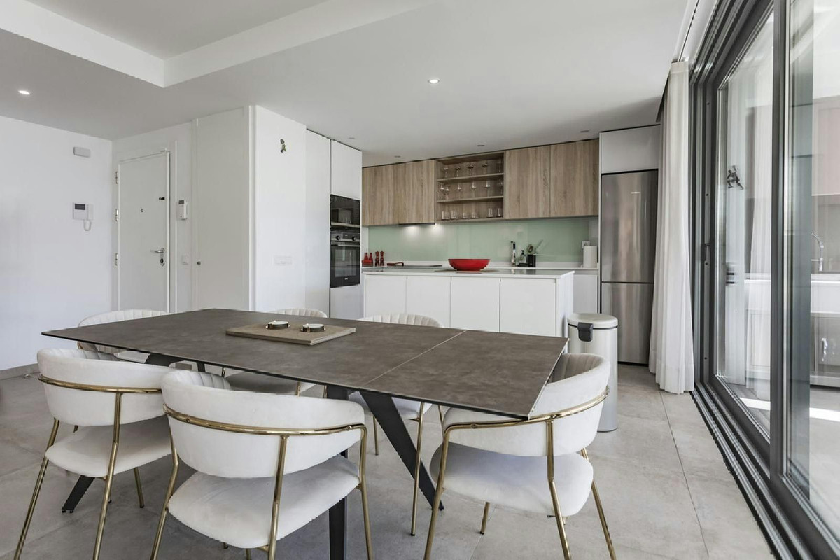 Appartement te koop in New Golden Mile | 2 slaapkamers H5296306