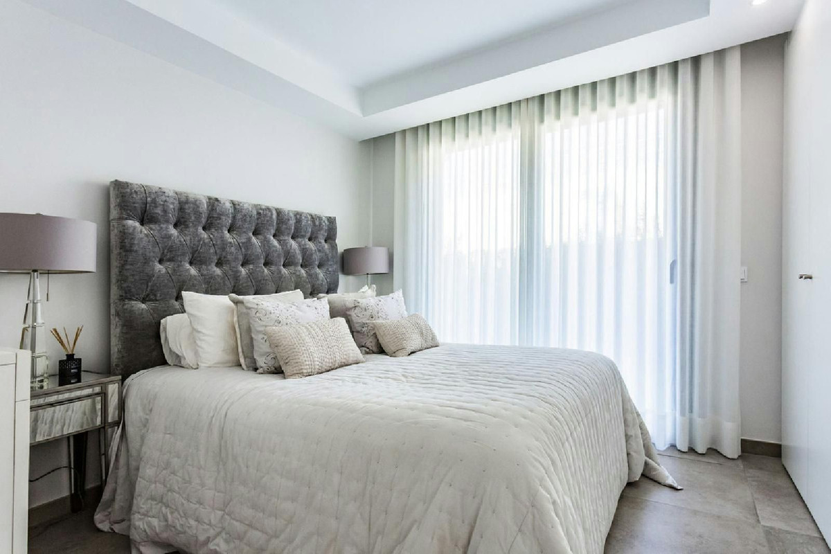 Appartement te koop in New Golden Mile | 2 slaapkamers H5296306