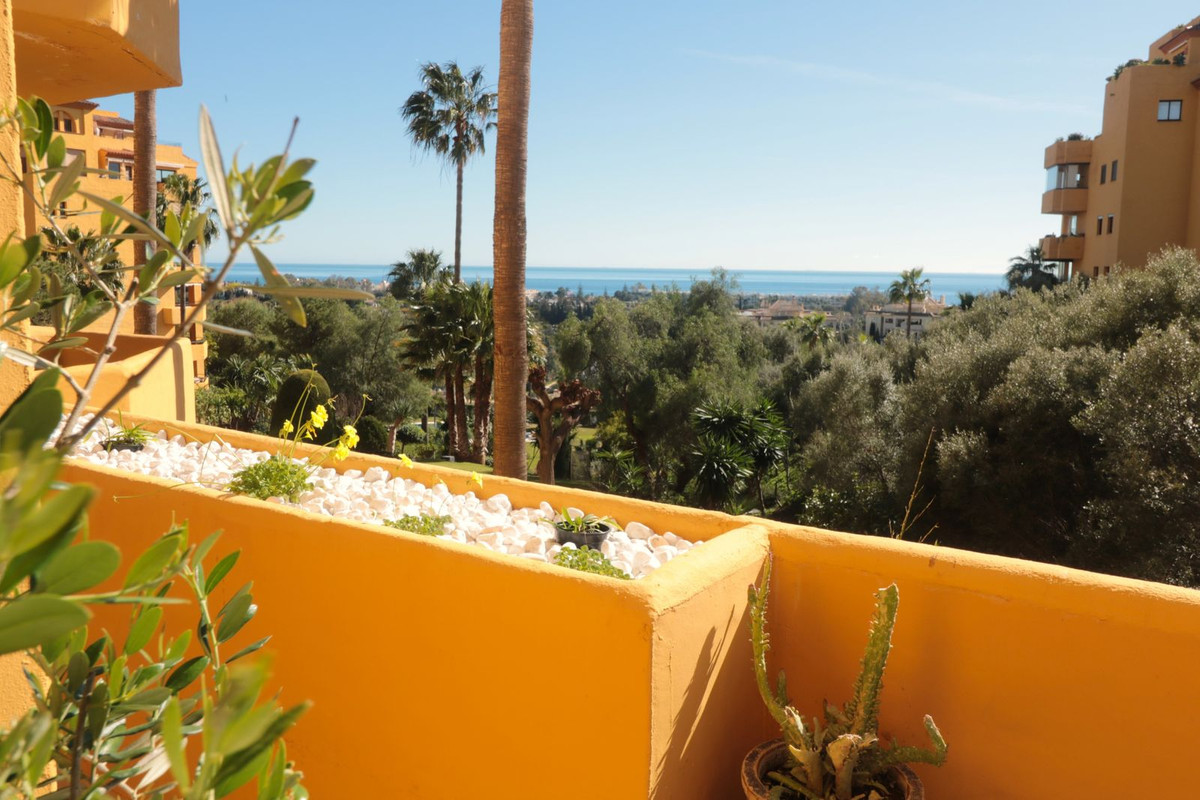 Appartement te koop in New Golden Mile | 3 slaapkamers H5299636