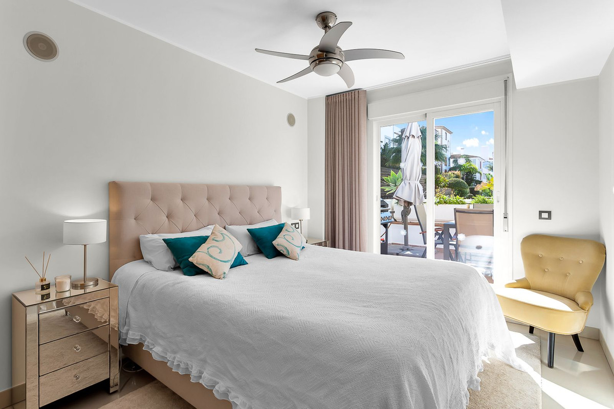 Appartement te koop in New Golden Mile | 3 slaapkamers H5299675