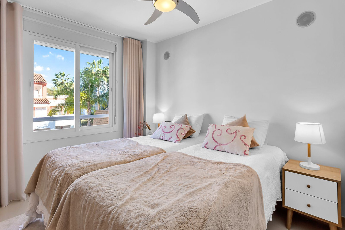 Appartement te koop in New Golden Mile | 3 slaapkamers H5299675