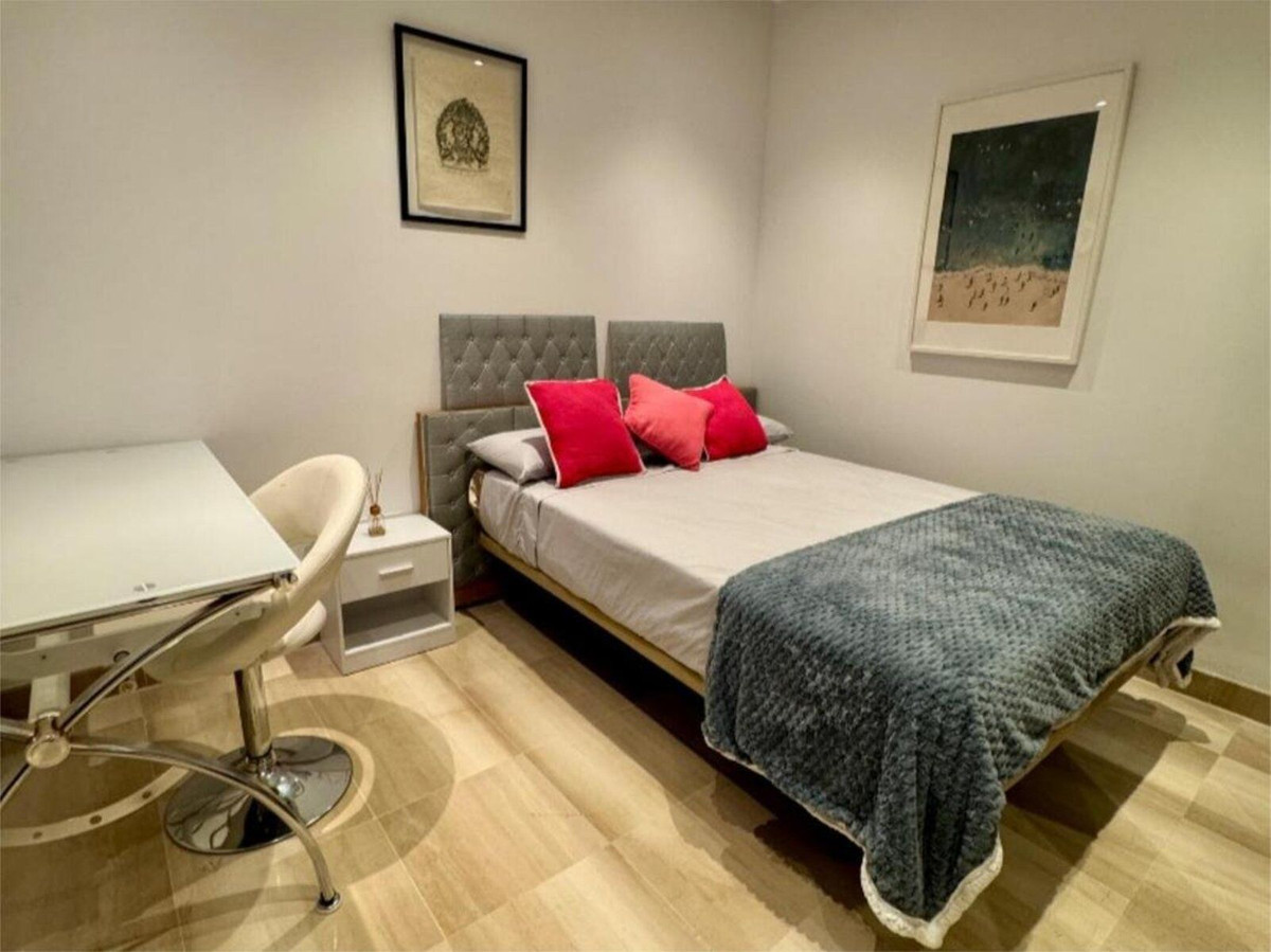 Appartement te koop in New Golden Mile | 3 slaapkamers H5324215