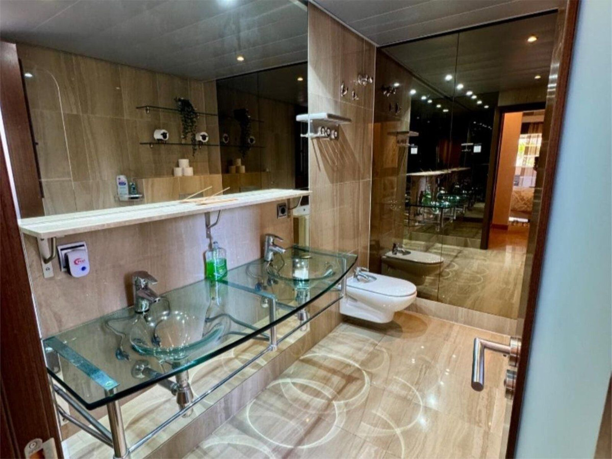 Appartement te koop in New Golden Mile | 3 slaapkamers H5324215