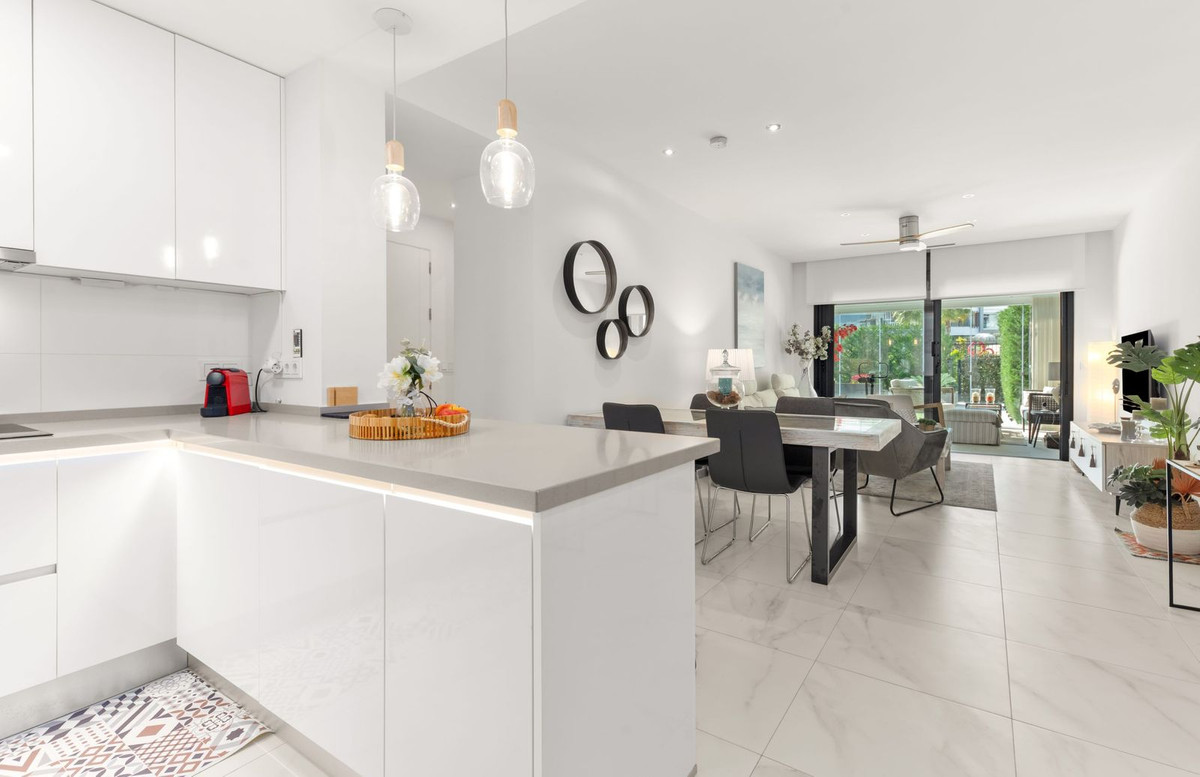 Appartement te koop in New Golden Mile | 2 slaapkamers H5335375