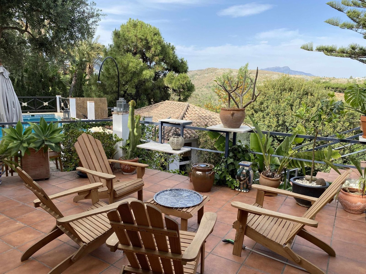 Appartement te koop in New Golden Mile | 6 slaapkamers H5346556