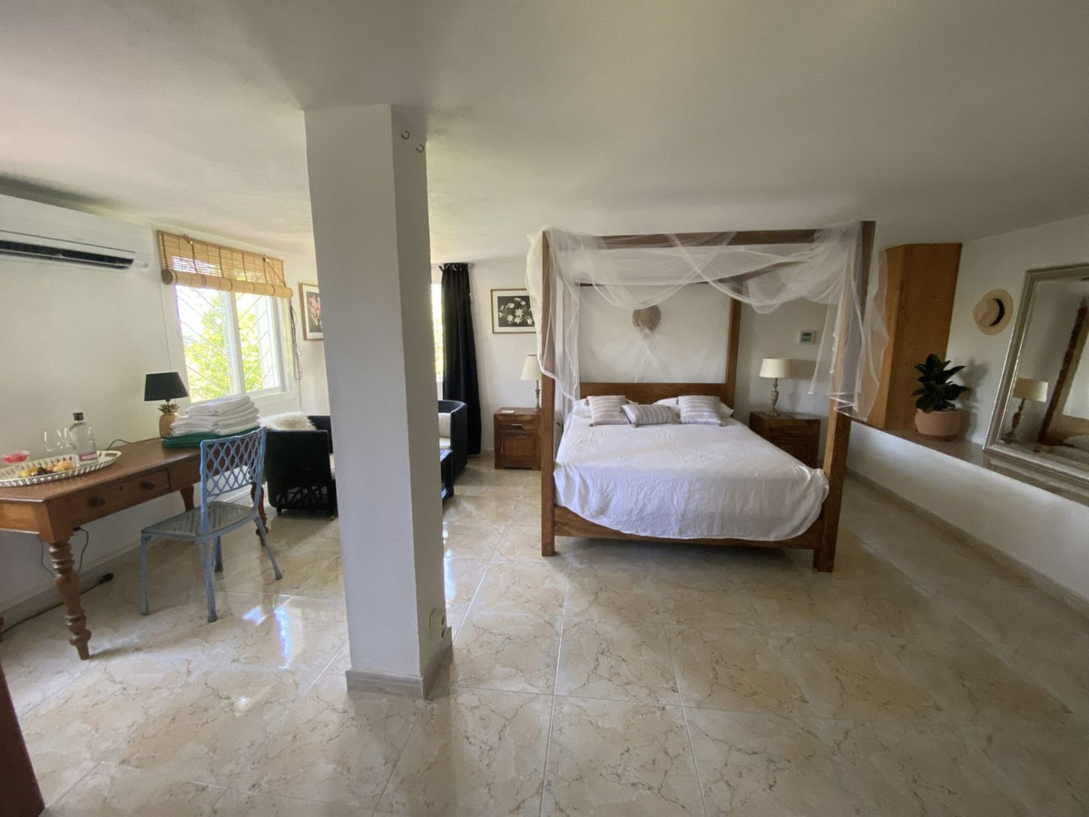 Appartement te koop in New Golden Mile | 6 slaapkamers H5346556