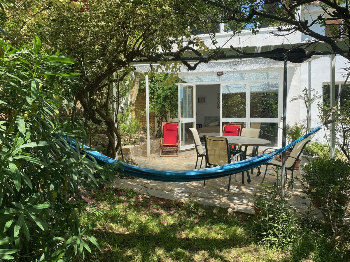 Appartement te koop in New Golden Mile | 6 slaapkamers H5346556