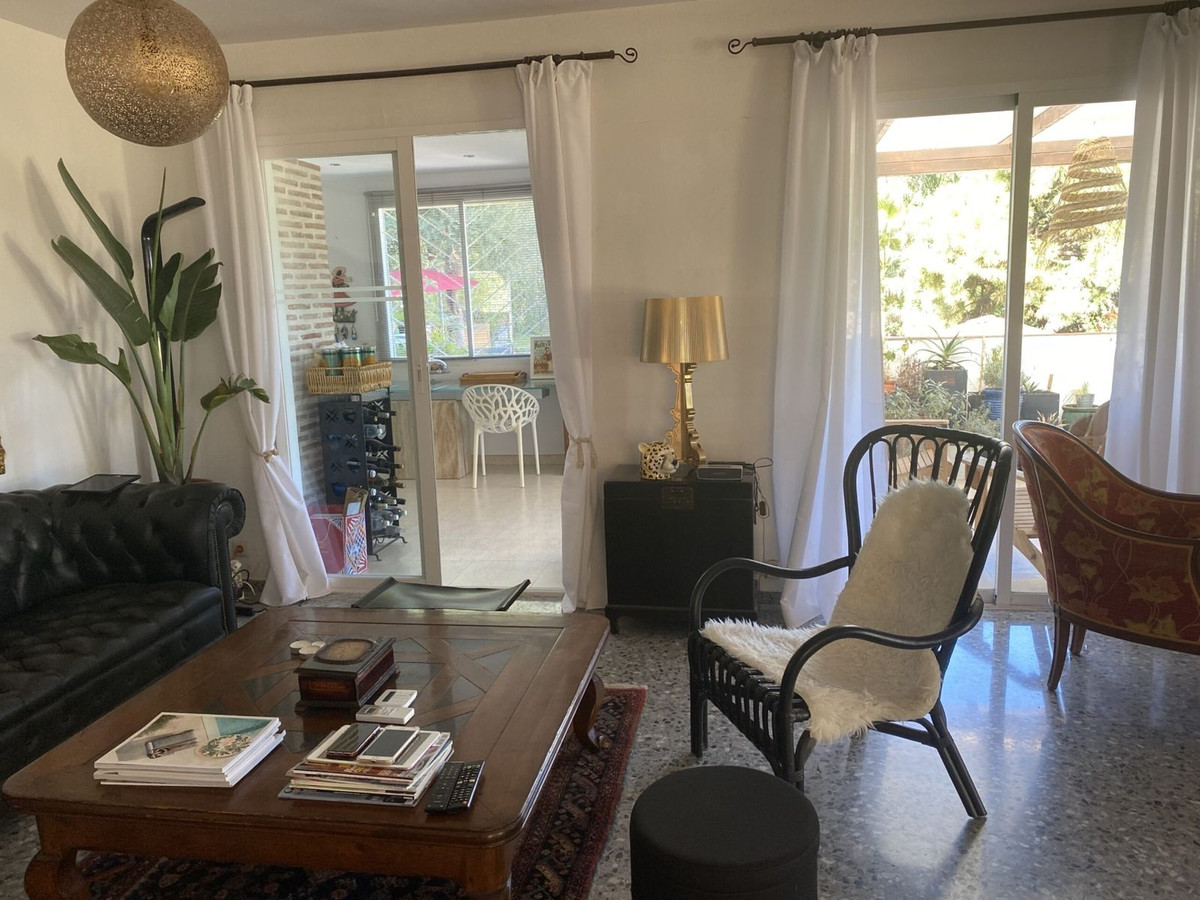 Appartement te koop in New Golden Mile | 6 slaapkamers H5346556