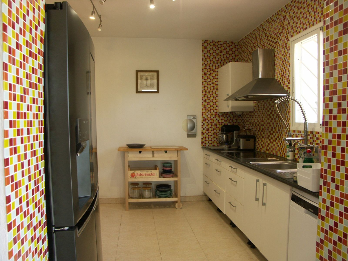 Appartement te koop in New Golden Mile | 6 slaapkamers H5346556