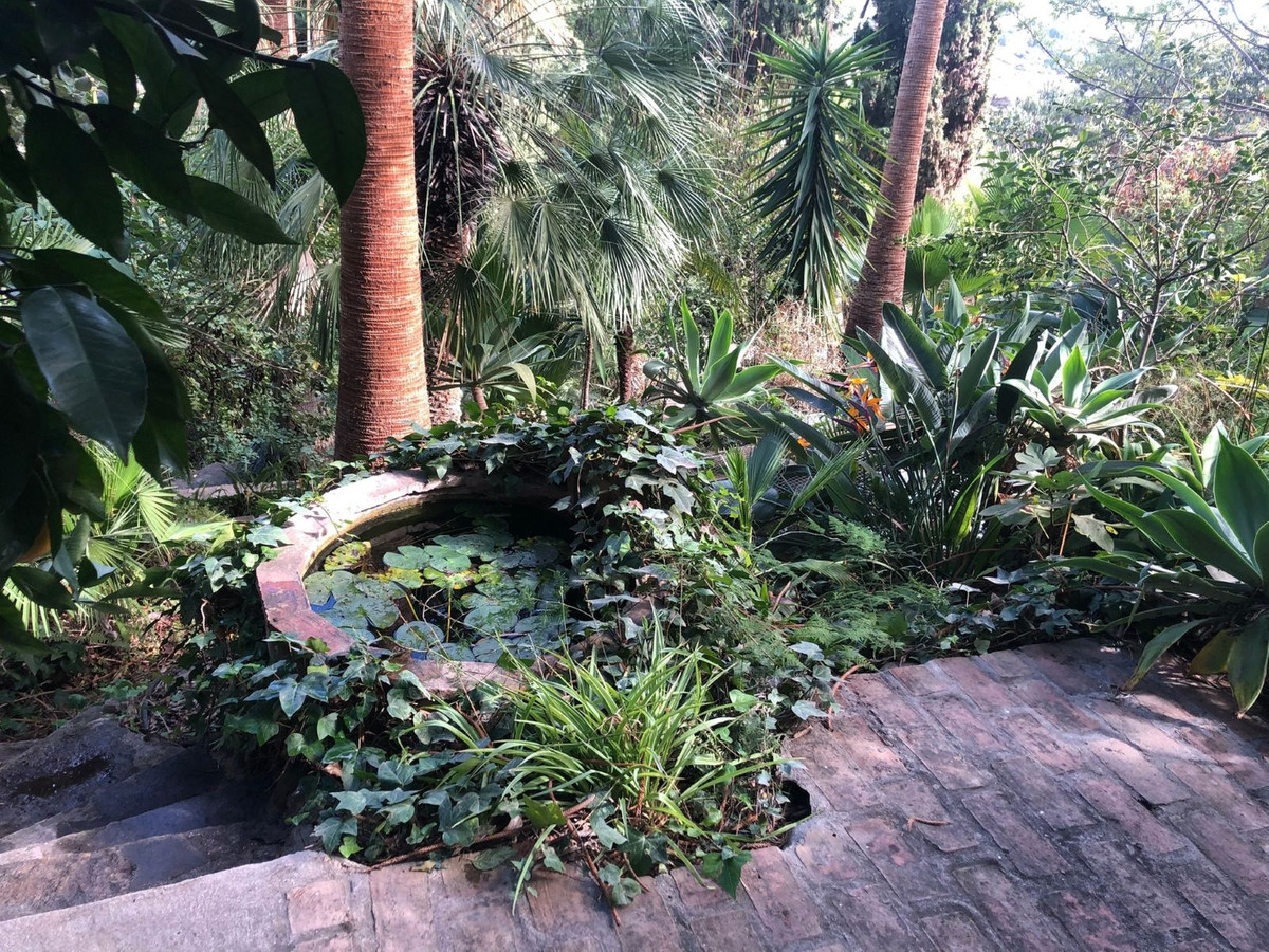 Appartement te koop in New Golden Mile | 6 slaapkamers H5346556