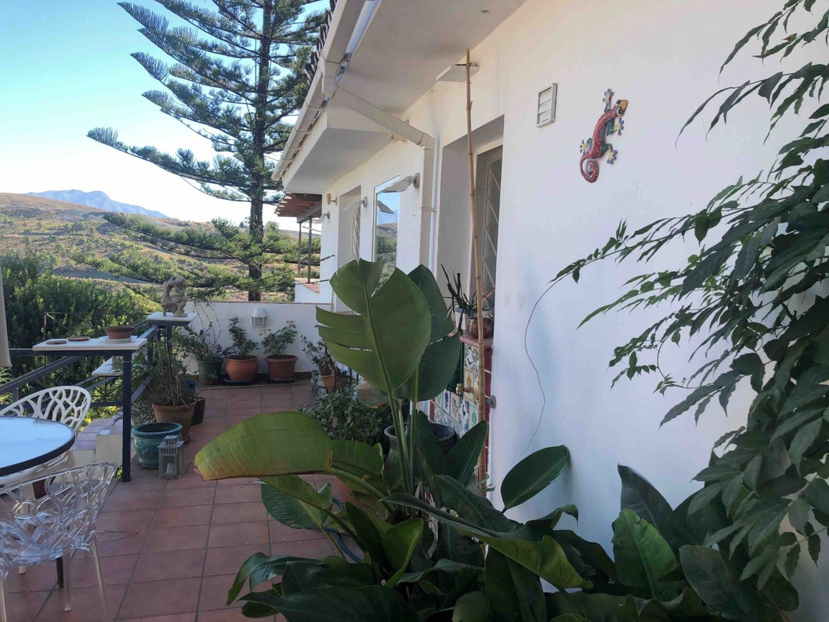 Appartement te koop in New Golden Mile | 6 slaapkamers H5346556