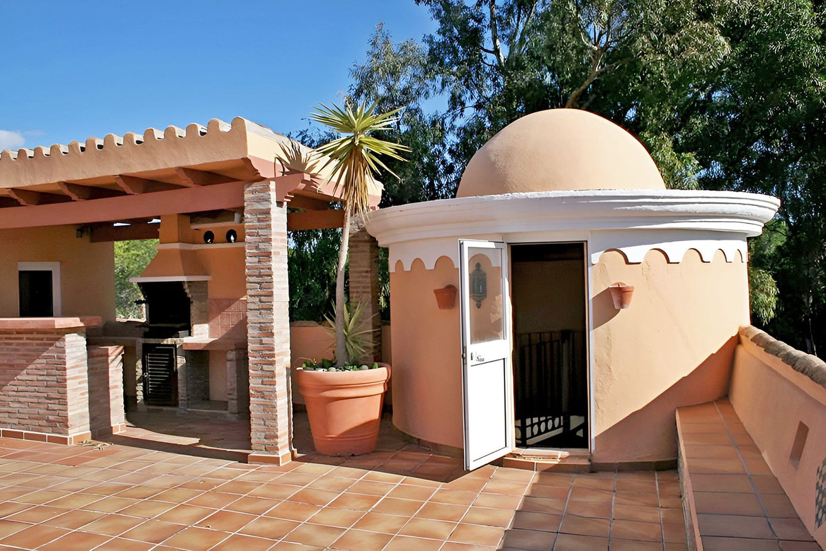 Appartement te koop in New Golden Mile | 4 slaapkamers H5350126