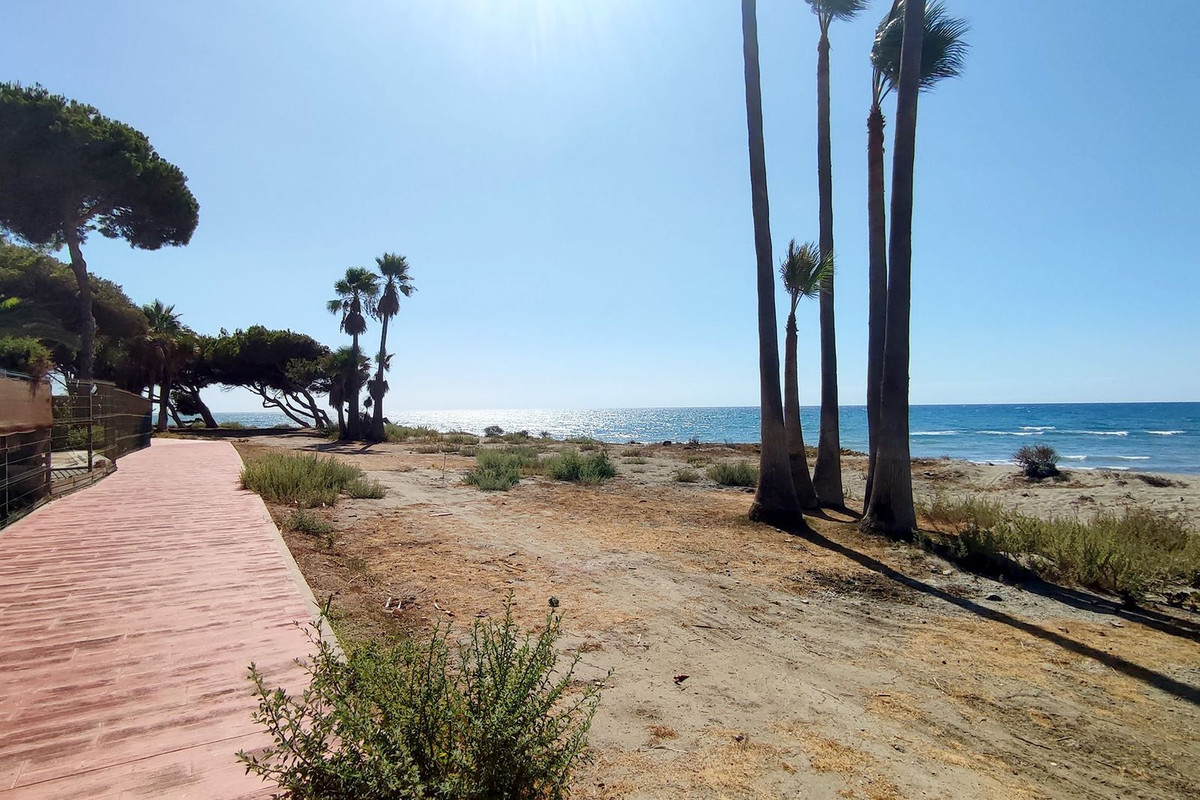 Appartement te koop in New Golden Mile | 4 slaapkamers H5350126