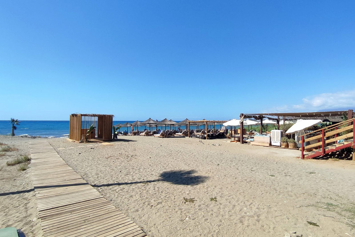 Appartement te koop in New Golden Mile | 4 slaapkamers H5350126