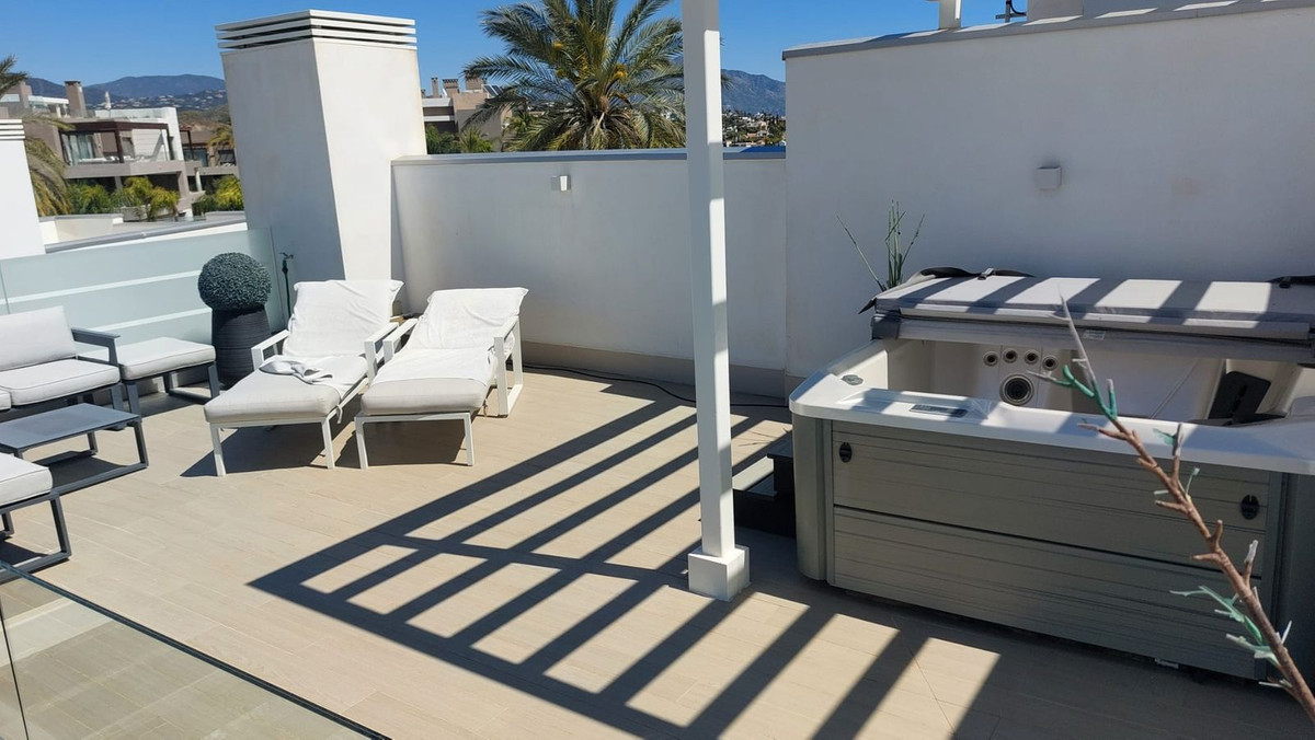 Appartement te koop in New Golden Mile | 2 slaapkamers H5355319