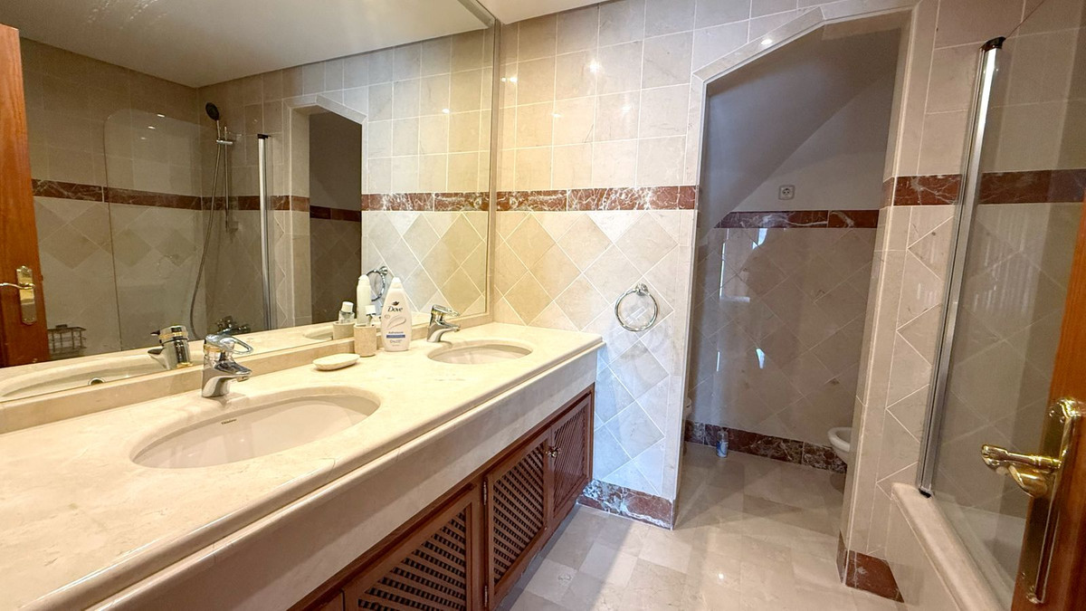 Duplex te koop in New Golden Mile | 3 slaapkamers H5357338