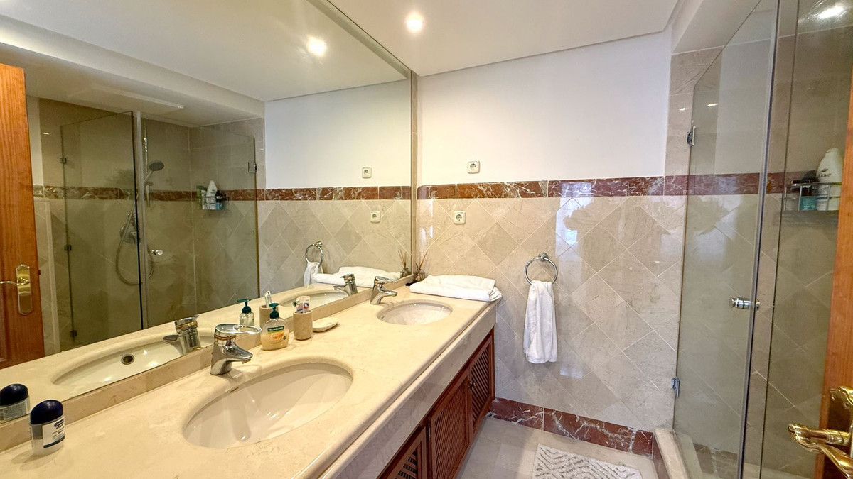 Duplex te koop in New Golden Mile | 3 slaapkamers H5357338