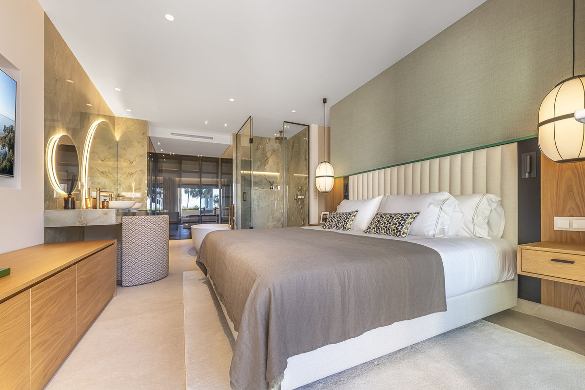 Appartement te koop in New Golden Mile | 3 slaapkamers H5361238