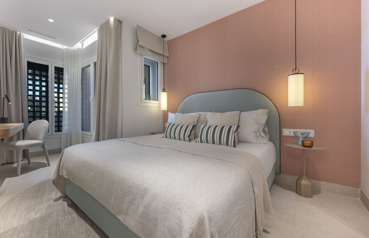 Appartement te koop in New Golden Mile | 3 slaapkamers H5361238