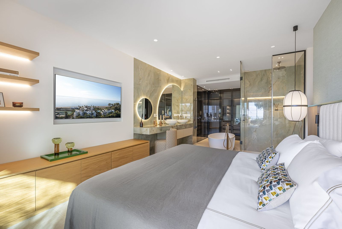 Appartement te koop in New Golden Mile | 3 slaapkamers H5361238