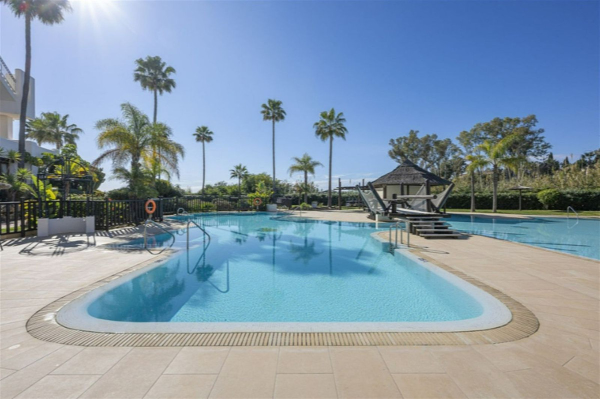 Appartement te koop in New Golden Mile | 3 slaapkamers H5361238