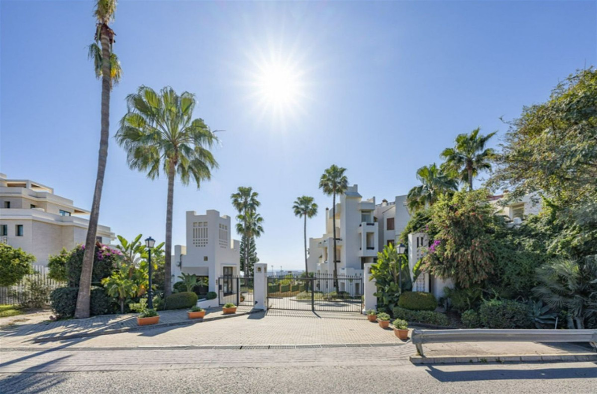 Appartement te koop in New Golden Mile | 3 slaapkamers H5361238