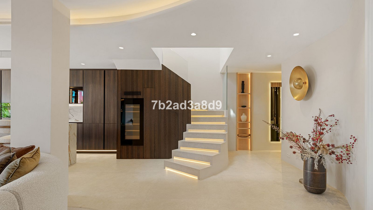 Appartement te koop in New Golden Mile | 3 slaapkamers H5362954