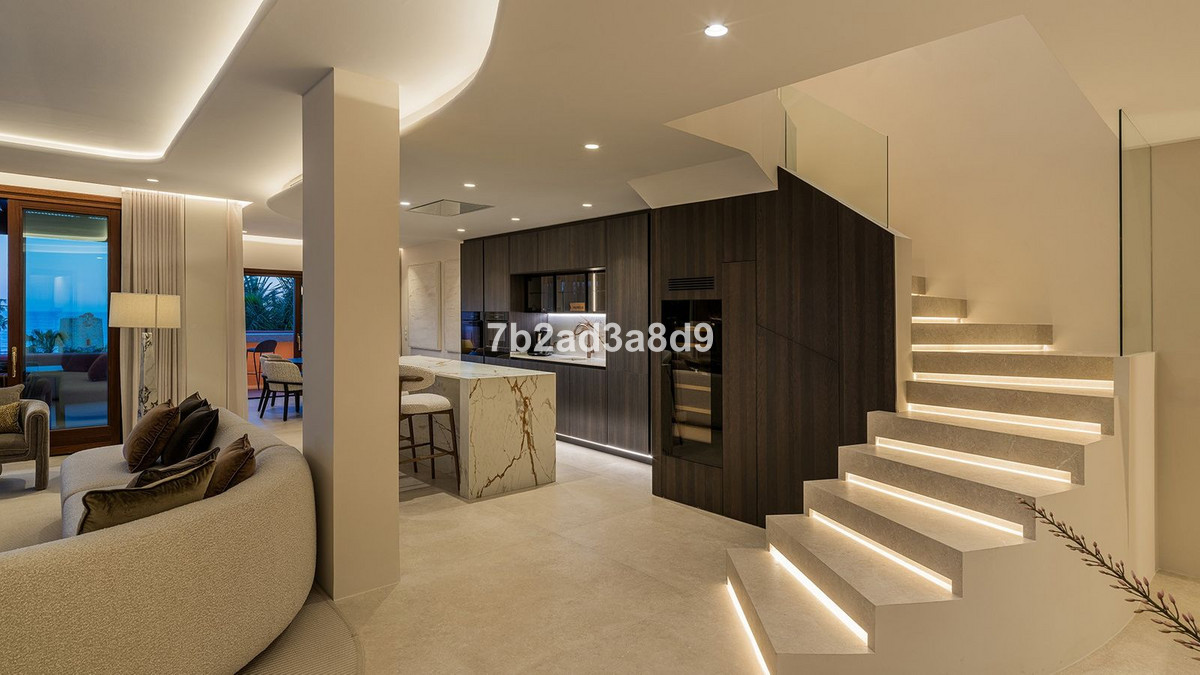 Appartement te koop in New Golden Mile | 3 slaapkamers H5362954