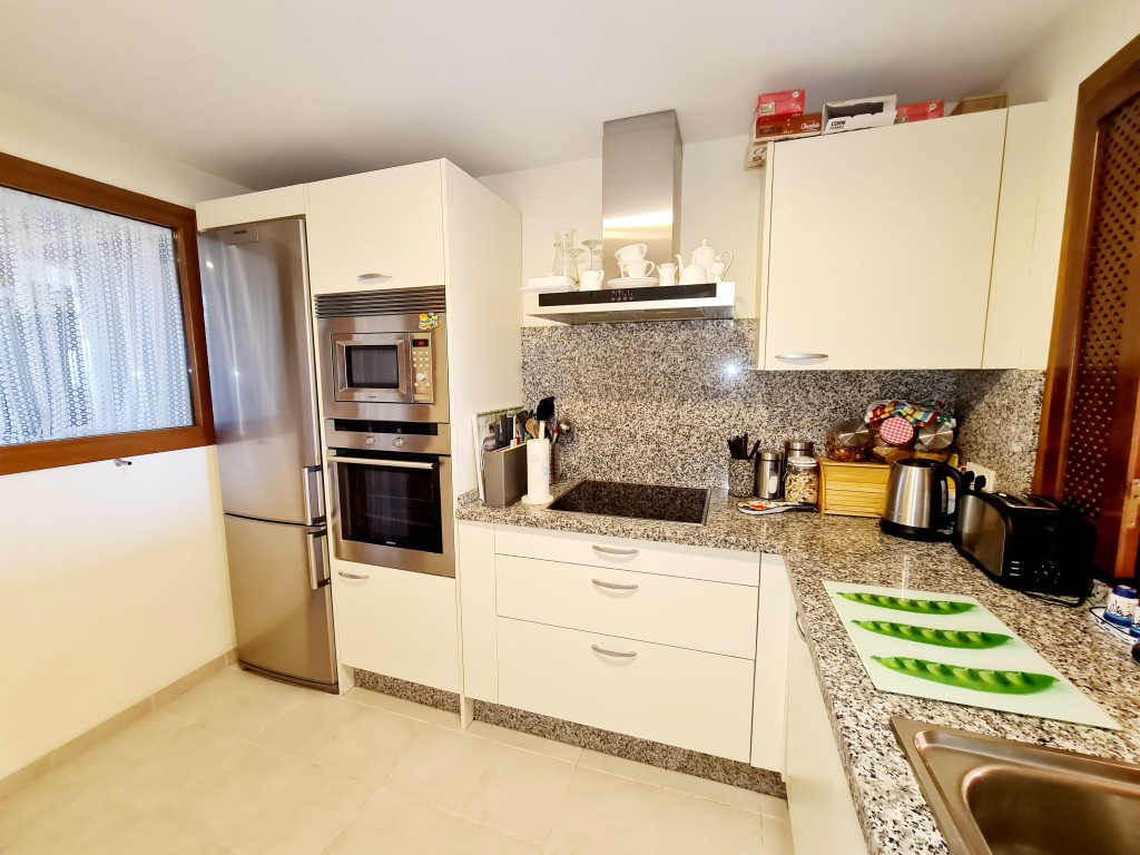 Appartement te koop in New Golden Mile | 2 slaapkamers H5376910