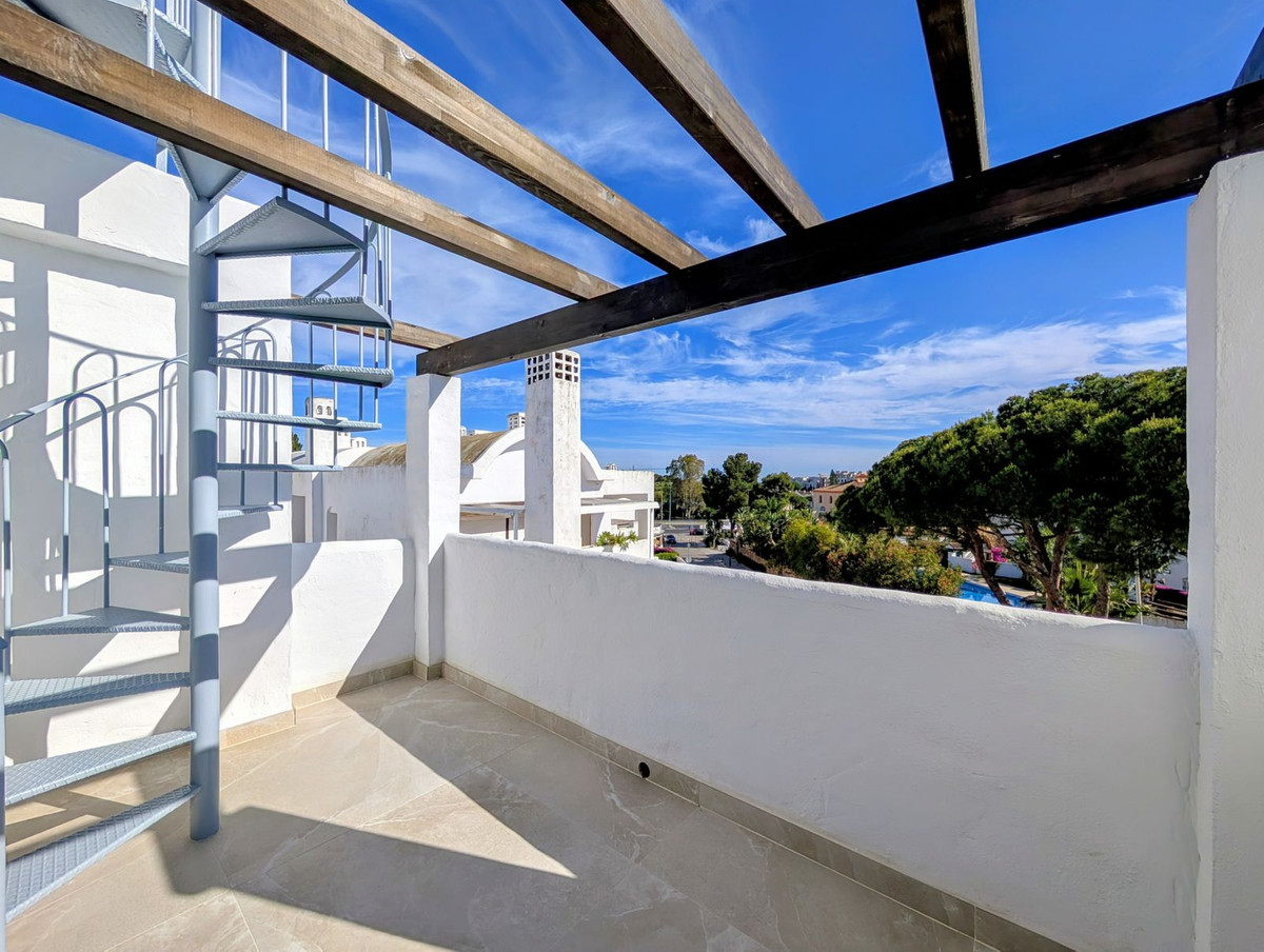 Appartement te koop in New Golden Mile | 3 slaapkamers H5390683