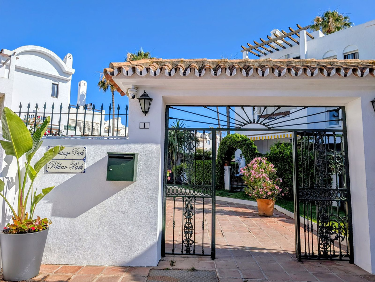 Appartement te koop in New Golden Mile | 3 slaapkamers H5390683