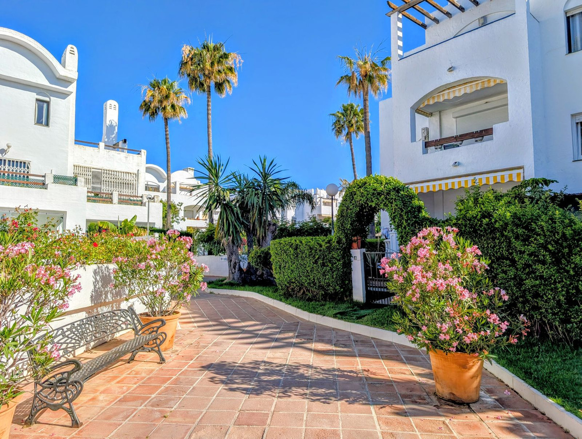 Appartement te koop in New Golden Mile | 3 slaapkamers H5390683